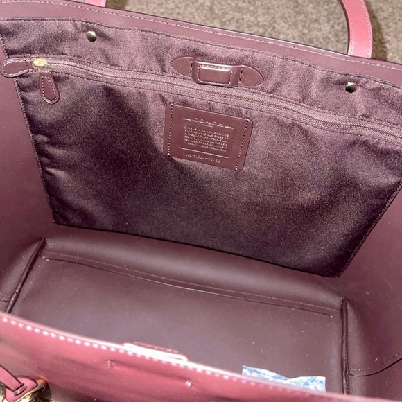 Coach Central Tote - Picture 3 of 6